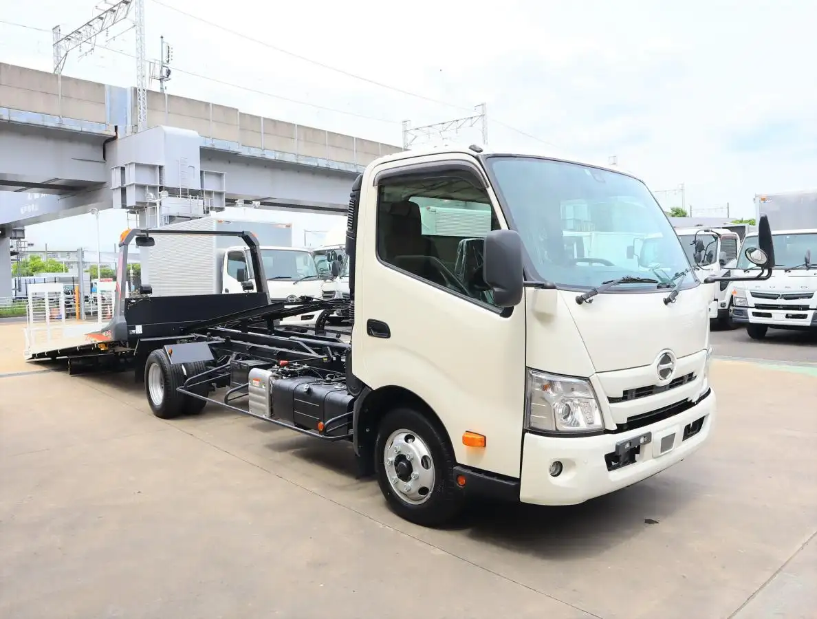 日野 デュトロ 小型 車両重機運搬 ラジコン ウインチの中古トラック画像2