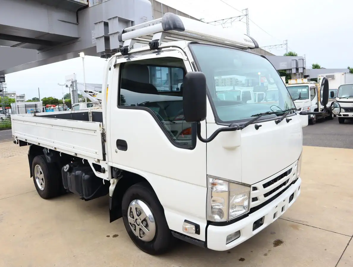 いすゞ エルフ 小型 平ボディ TRG-NJR85A H30の中古トラック画像2