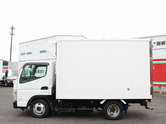 三菱 キャンター 小型 冷凍冷蔵 中温 床ステンの中古トラック画像5