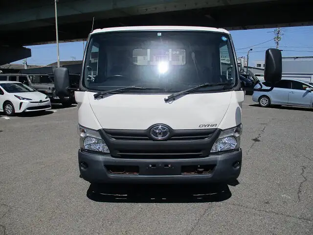 トヨタ ダイナ 小型 平ボディ TKG-XZU710 H28の中古トラック画像2