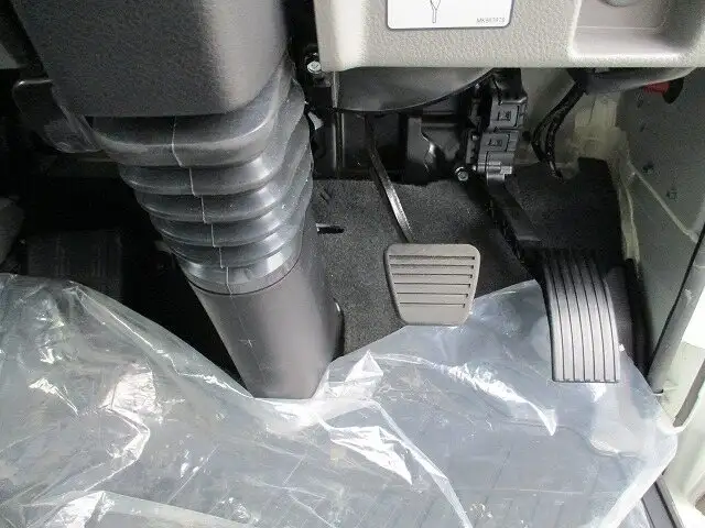 三菱 キャンター 小型 冷凍冷蔵 低温 2PG-FBAV0の中古トラック画像13