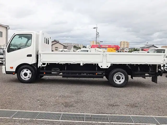 日野 デュトロ 小型 平ボディ 2KG-XZU720M H30の中古トラック画像5