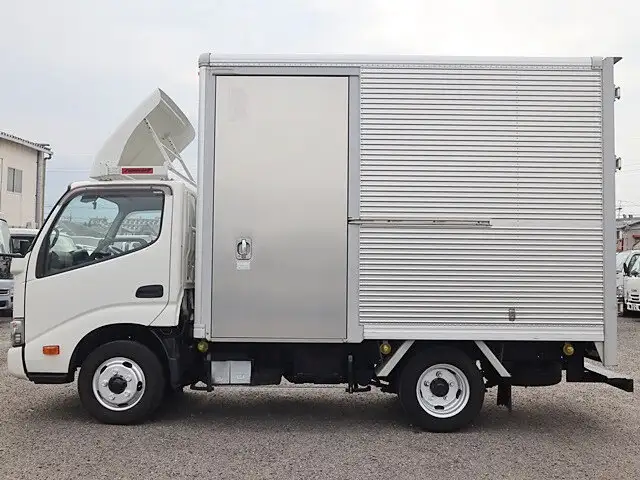 トヨタ ダイナ 小型 アルミバン サイドドア TKG-XZC605の中古トラック画像6