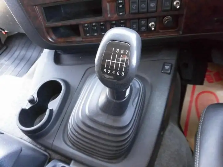 いすゞ ギガ 大型 トラクター 2DG-EXZ52CK の中古トラック【車両