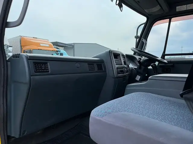 日産UD コンドル 中型/増トン タンク車 汚泥吸引車 KL-PK25Aの中古トラック画像12