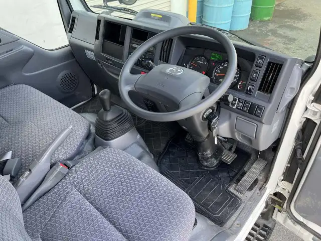 マツダ タイタン 小型 平ボディ 2RG-LHR88A R2の中古トラック画像11