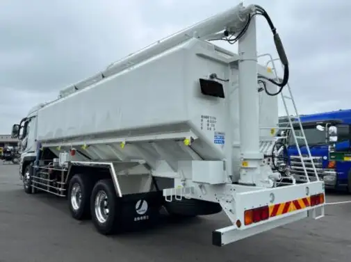三菱 スーパーグレート 大型 タンク車 バルク 2KG-FV70HYの中古トラック画像7