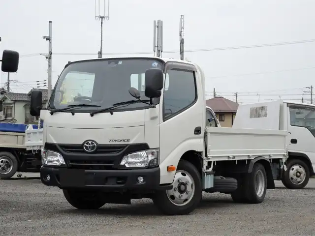 トヨタ トヨエース 小型 平ボディ TPG-XZU605 H30の中古トラック画像1