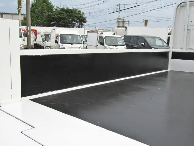 日産 アトラス 小型 平ボディ パワーゲート 床鉄板の中古トラック画像4