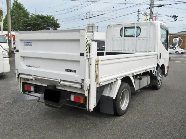 日産 アトラス 小型 平ボディ パワーゲート 床鉄板の中古トラック画像2