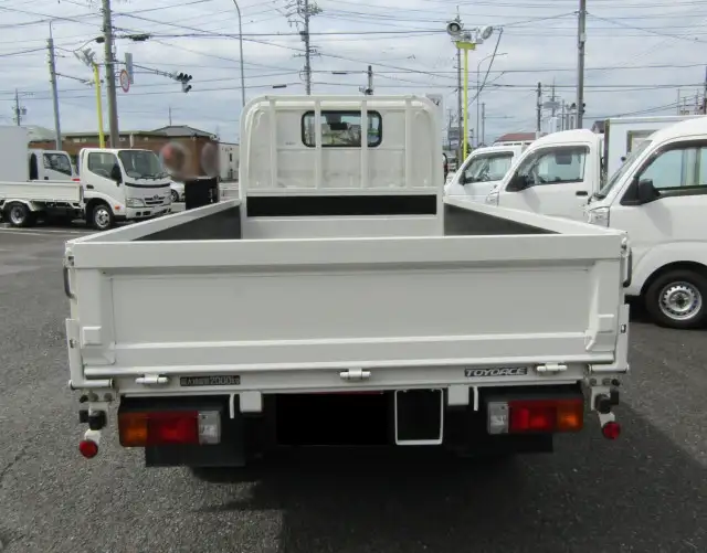トヨタ トヨエース 小型 平ボディ XZC605 H30の中古トラック画像3