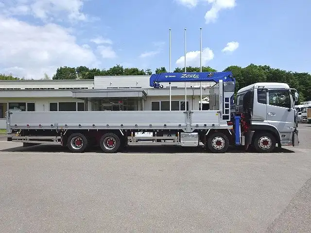 日産UD クオン 大型 クレーン付 アルミブロック エアサスの中古トラック画像3