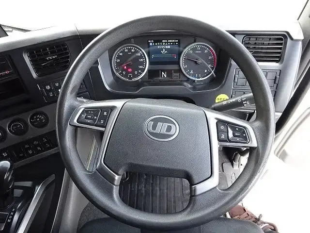 日産UD クオン 大型 クレーン付 アルミブロック エアサスの中古トラック画像15
