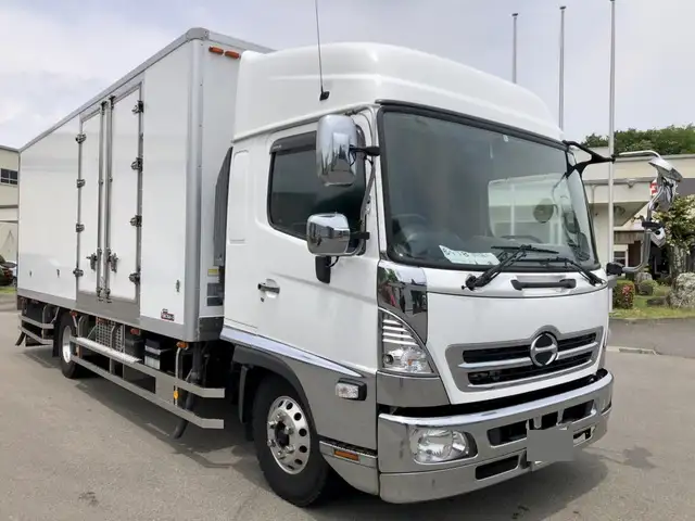 日野 レンジャー 中型/増トン 冷凍冷蔵 低温 パワーゲートの中古トラック画像2