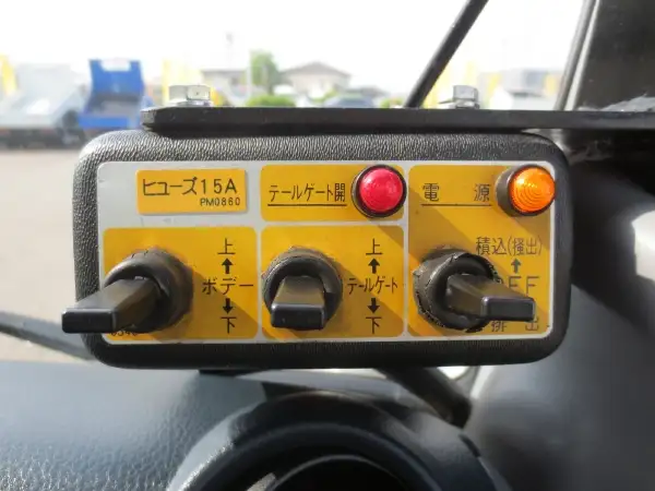 三菱 キャンター 小型 パッカー車 巻き込み式 TKG-FEA50の中古トラック画像13