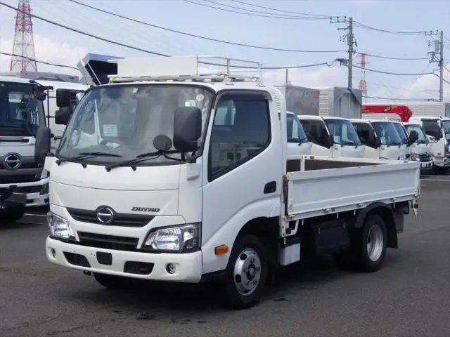 日野 デュトロ 小型 平ボディ TKG-XZC605M H28の中古トラック画像1