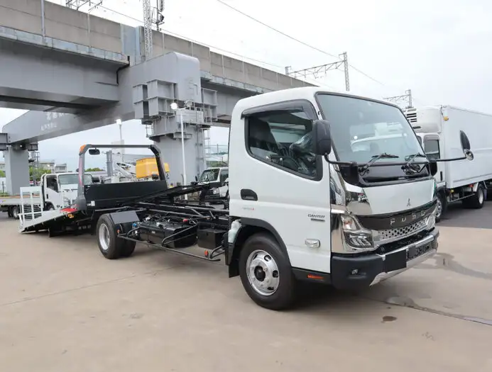 三菱 キャンター 小型 車両重機運搬 ラジコン ウインチの中古トラック画像2
