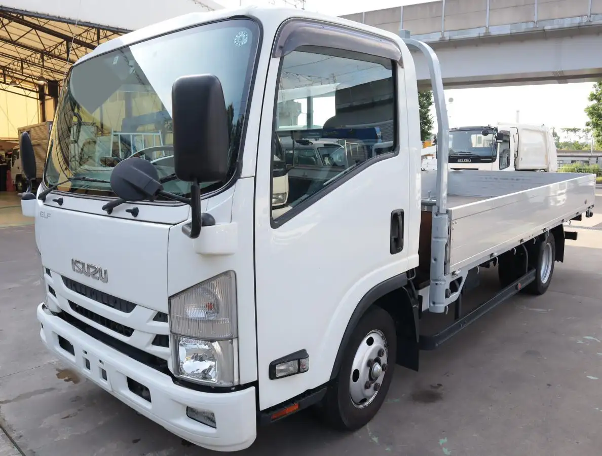 いすゞ エルフ 小型 平ボディ アルミブロック TRG-NPR85AR の中古トラック【車両No.147711】