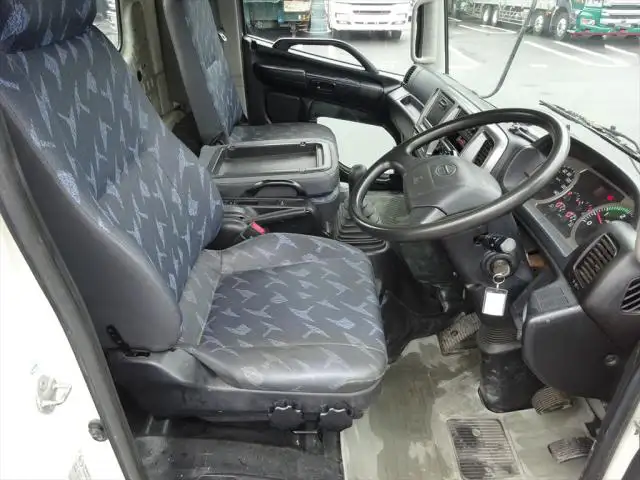 日野 レンジャー 中型/増トン クレーン付 3段 ラジコンの中古トラック画像13