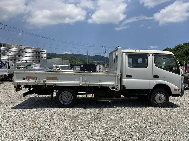 日野 デュトロ 小型 平ボディ Wキャブ BDG-XZU414Mの中古トラック画像2