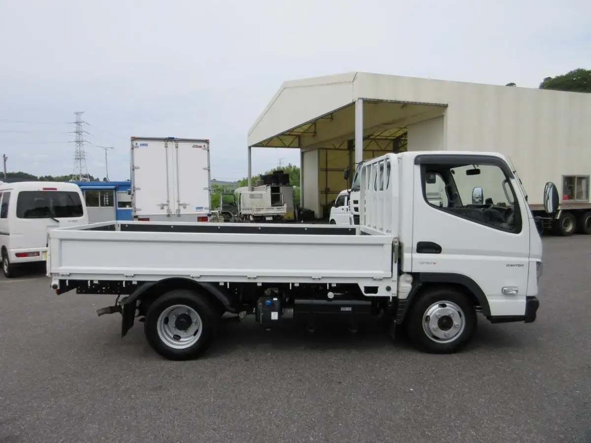 三菱 キャンター 小型 平ボディ 2RG-FBA20 R4の中古トラック画像3
