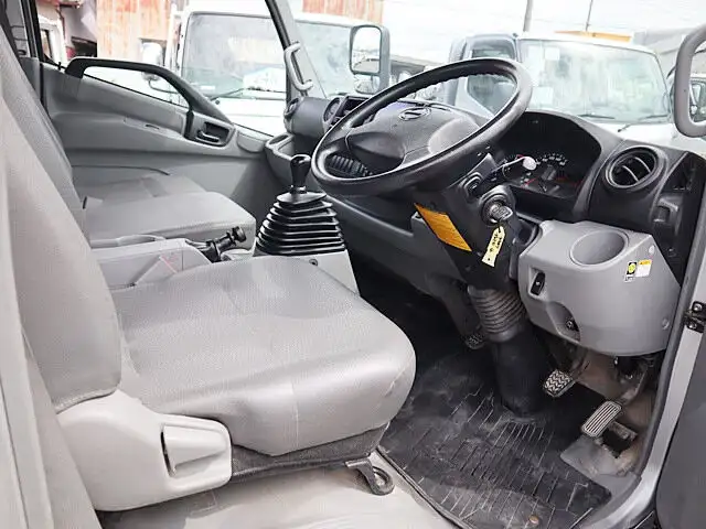 日野 デュトロ 小型 平ボディ 床鉄板 TKG-XZU712Mの中古トラック画像11
