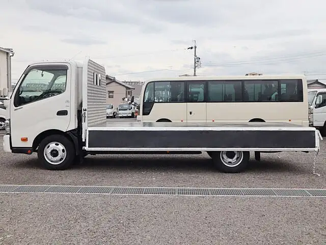 日野 デュトロ 小型 平ボディ 床鉄板 TKG-XZU710Mの中古トラック画像7