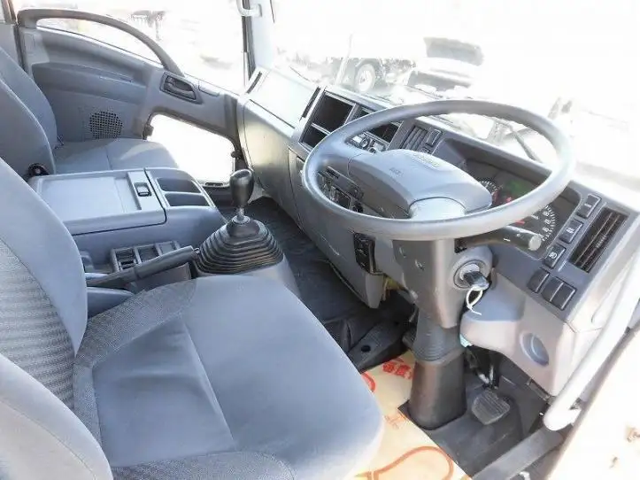 いすゞ フォワード 中型/増トン 平ボディ TKG-FRR90S2 H27の中古トラック画像9