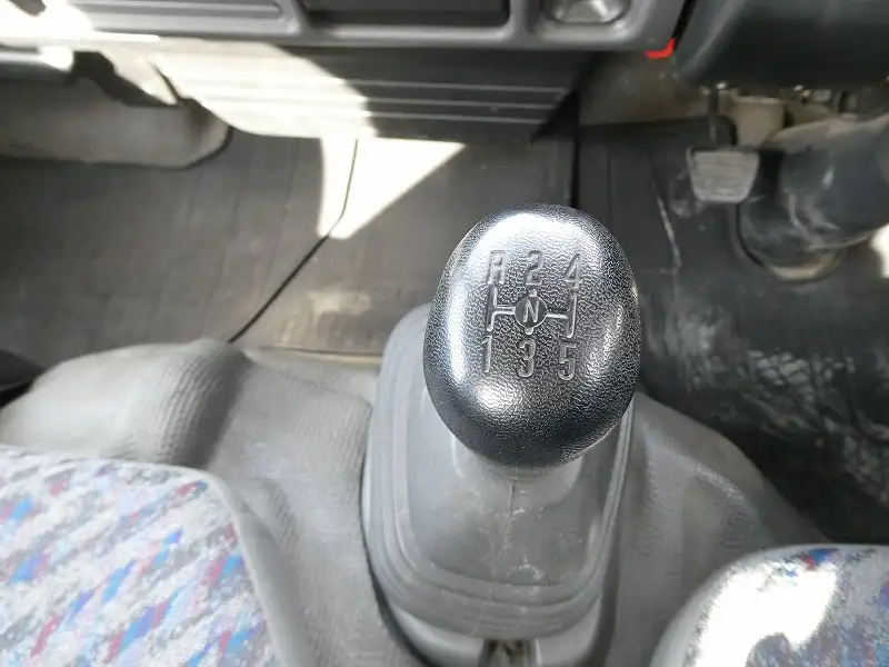日産 アトラス 小型 平ボディ パワーゲート 床鉄板の中古トラック画像16