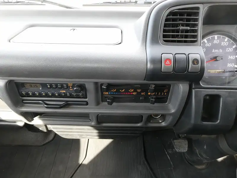 日産 アトラス 小型 平ボディ パワーゲート 床鉄板の中古トラック画像14