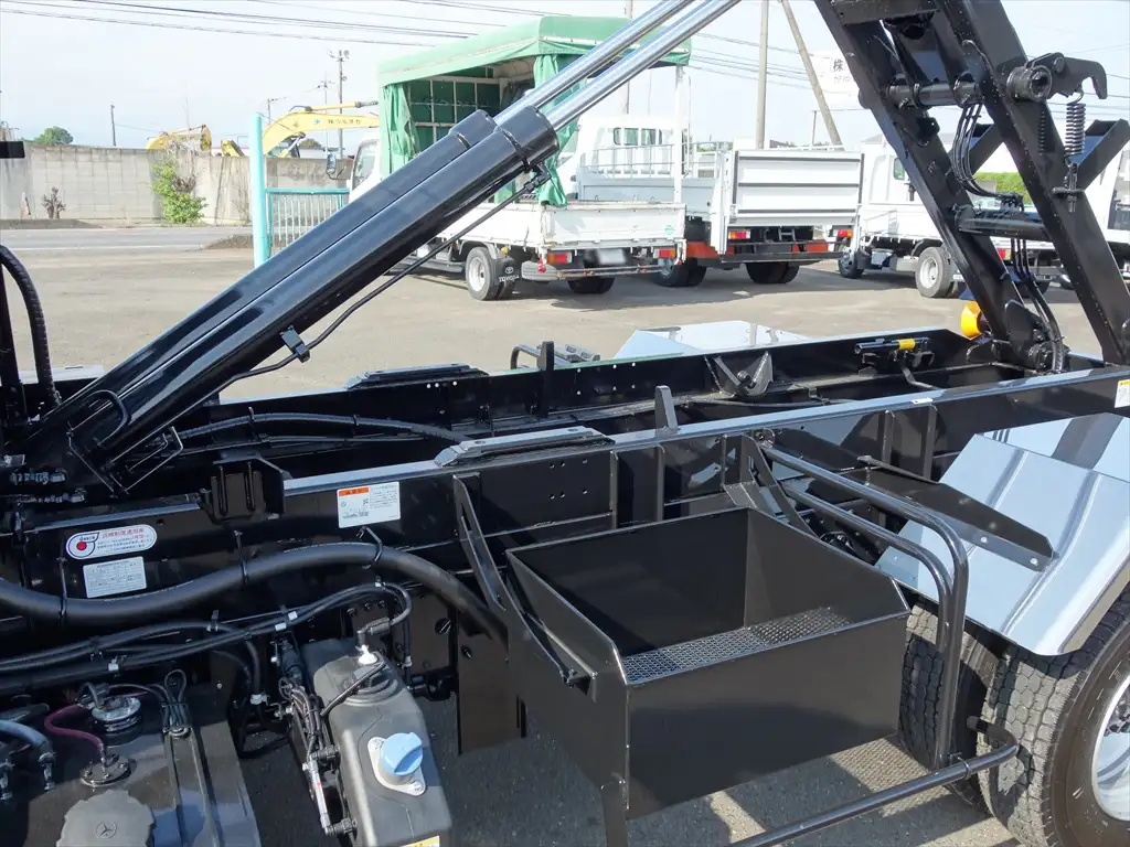 三菱 ファイター 中型/増トン アームロール ツインホイスト 2KG-FK72Fの中古トラック画像16
