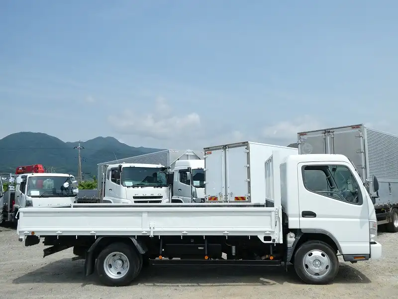 三菱 キャンター 小型 平ボディ KK-FG82EE H16の中古トラック画像3