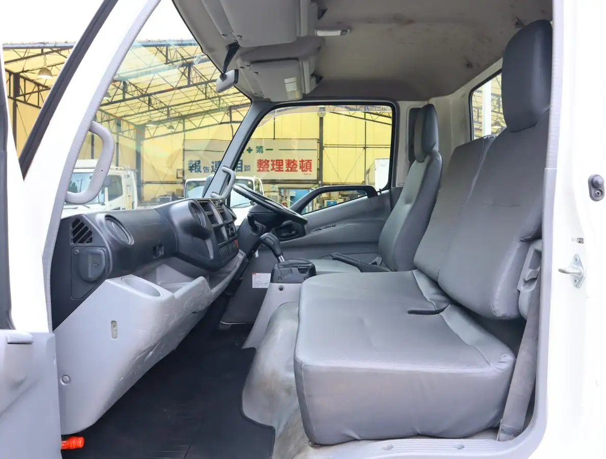 日野 デュトロ 小型 平ボディ TKG-XZU710M H29の中古トラック画像9