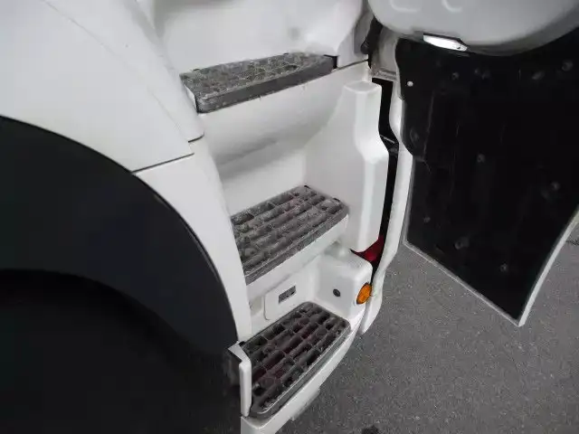 日野 プロフィア 大型 トラクター ハイルーフ 1デフの中古トラック画像13