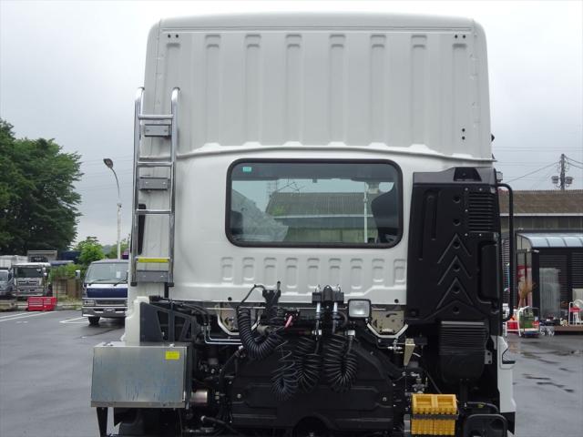 いすゞ ギガ 大型 トラクター 2KG-EXD52CD の中古トラック【車両 いすゞ ギガ 大型 トラクター 2KG-EXD52CD の中古トラック【車両