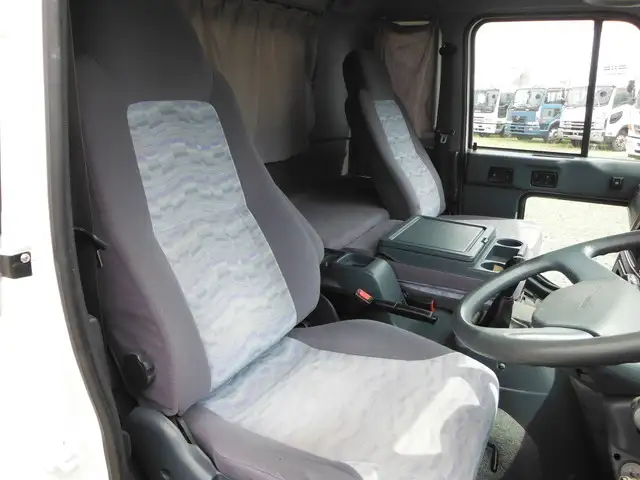 日産UD コンドル 中型/増トン ウイング パワーゲート 床鉄板の中古トラック画像9
