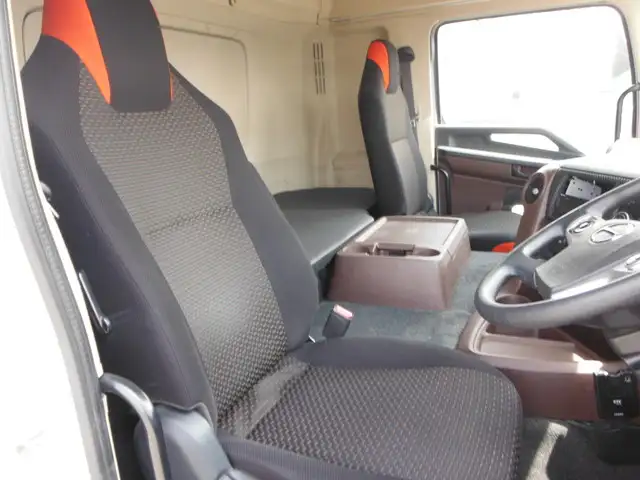 日野 プロフィア 大型 トラクター ハイルーフ 2デフの中古トラック画像7