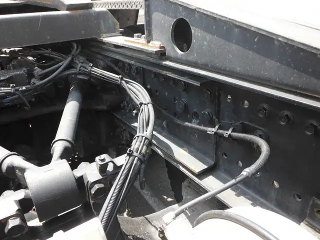 日野 プロフィア 大型 トラクター ハイルーフ 2デフの中古トラック画像15