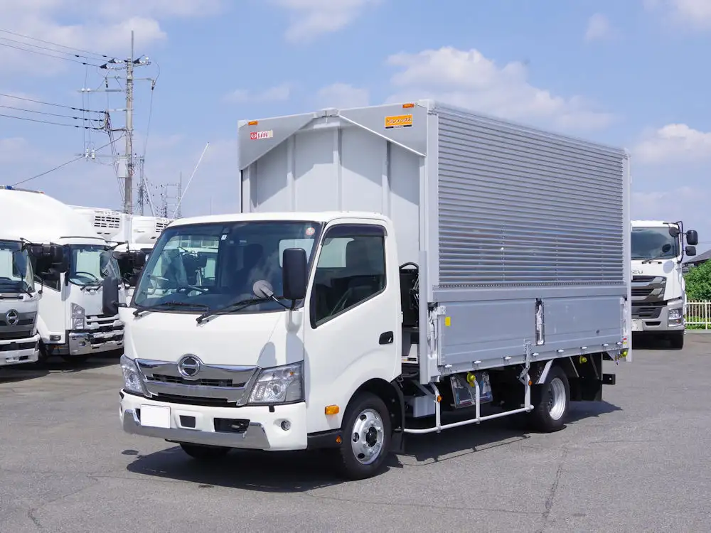 日野 デュトロ 小型 ウイング 2RG-XZU712M R4 の中古トラック【車両No.148350】