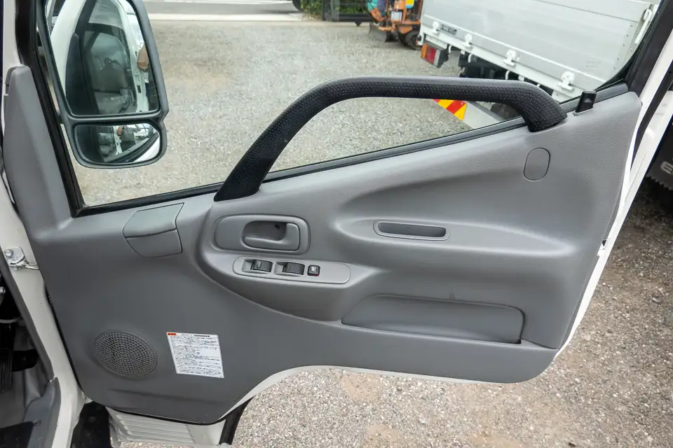 日野 デュトロ 小型 クレーン付 4段 ラジコンの中古トラック画像15