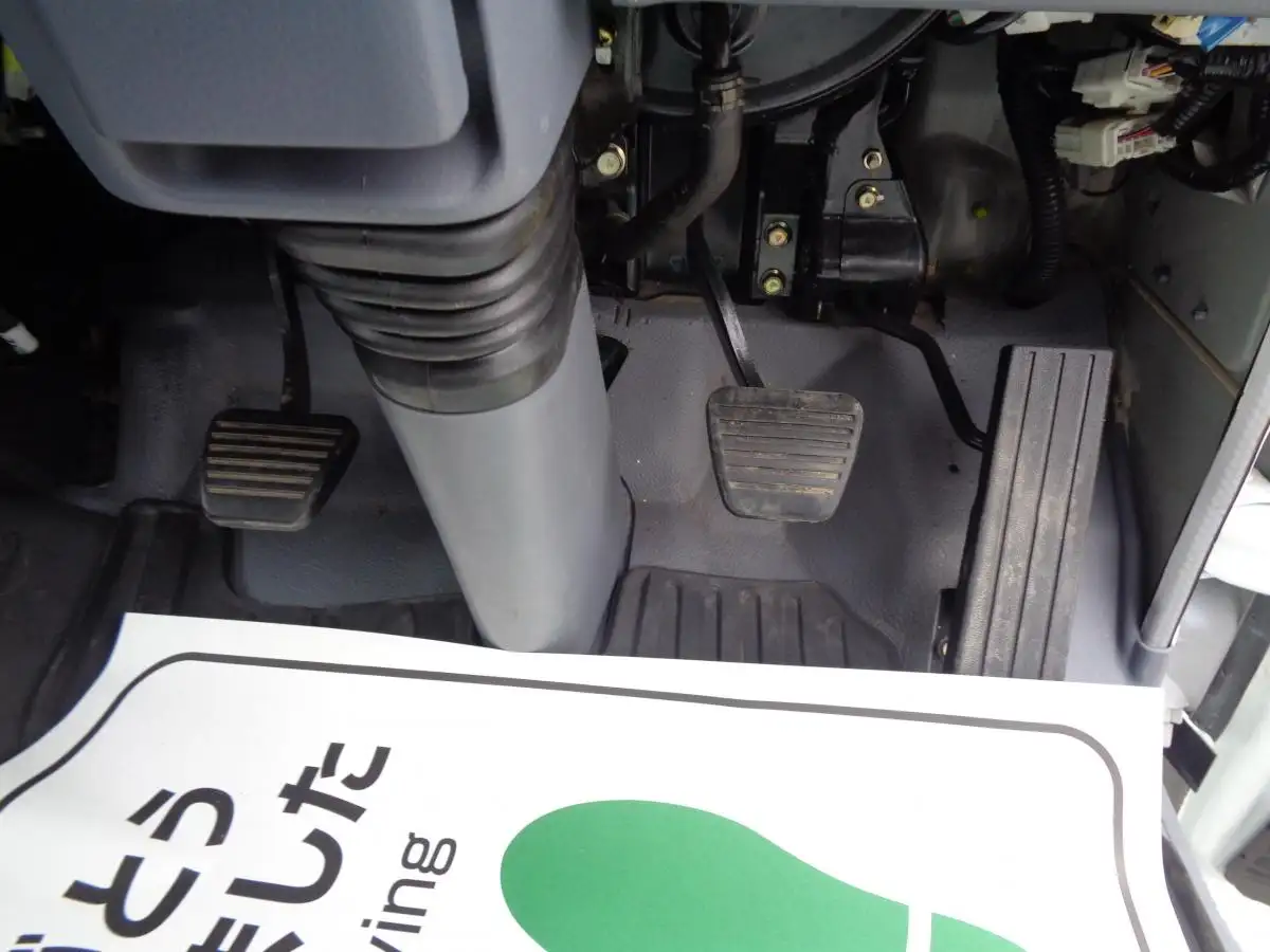 三菱 キャンター 小型 平ボディ PA-FE73DEN H18の中古トラック画像14