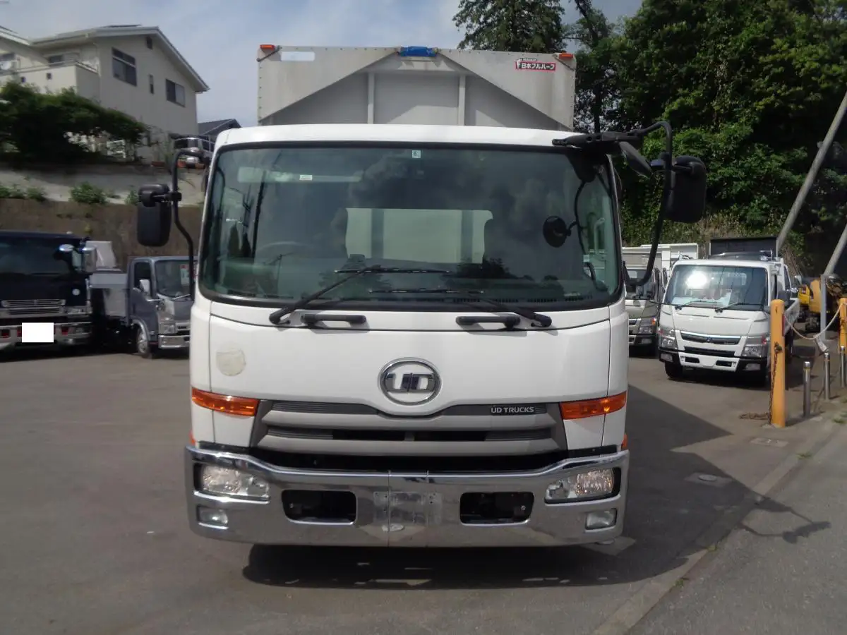 日産UD コンドル 中型/増トン ウイング ベッド TKG-MK38Lの中古トラック画像2