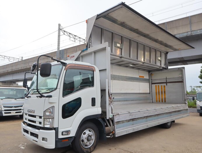 いすゞ フォワード 中型/増トン ウイング エアサス ベッド の中古トラック【車両No.113604】