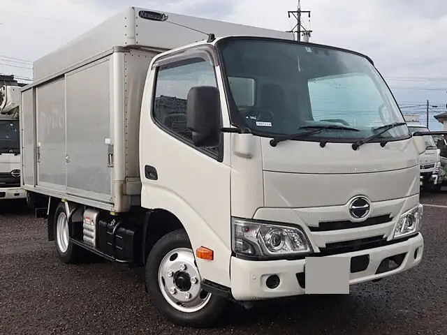 日野 デュトロ 小型 アルミバン ボトルカー 2RG-XZC605Mの中古トラック画像2