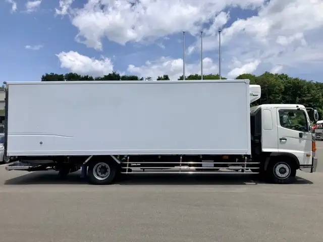 日野 レンジャー 中型/増トン 冷凍冷蔵 低温 パワーゲートの中古トラック画像3