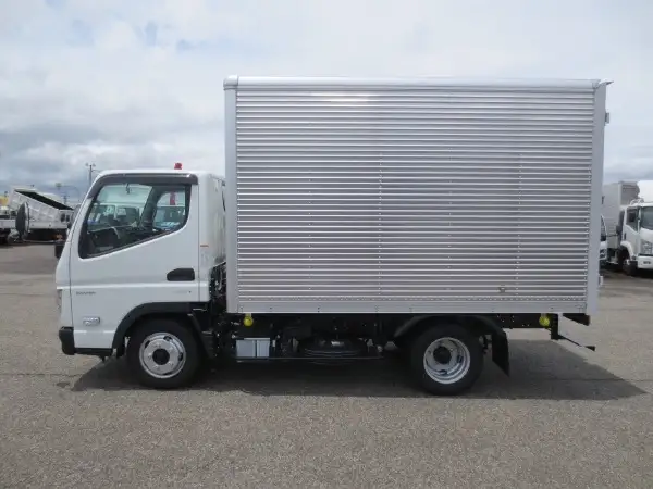 三菱 キャンター 小型 アルミバン 2RG-FBA20 R4の中古トラック画像5