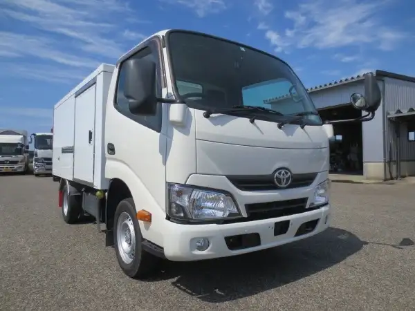 トヨタ ダイナ 小型 冷凍冷蔵 低温 床アルミの中古トラック画像1
