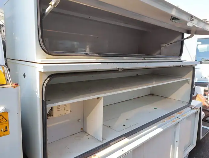 三菱 キャンター 小型 高所・建柱車 高所作業車 電工仕様の中古トラック画像6