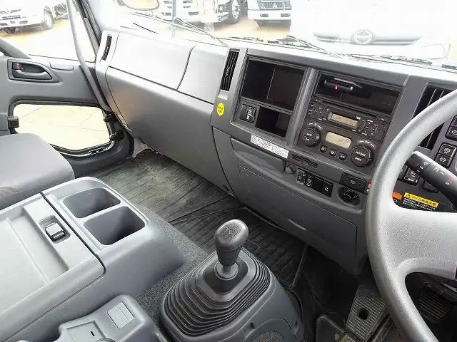 いすゞ フォワード 中型/増トン クレーン付 4段 ラジコンの中古トラック画像9