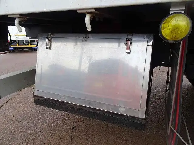 いすゞ フォワード 中型/増トン クレーン付 4段 ラジコンの中古トラック画像15
